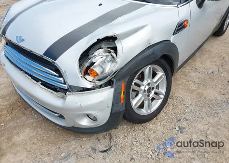 2012 Mini Cooper из США, поврежденный, VIN WMWSU3C57CT255749